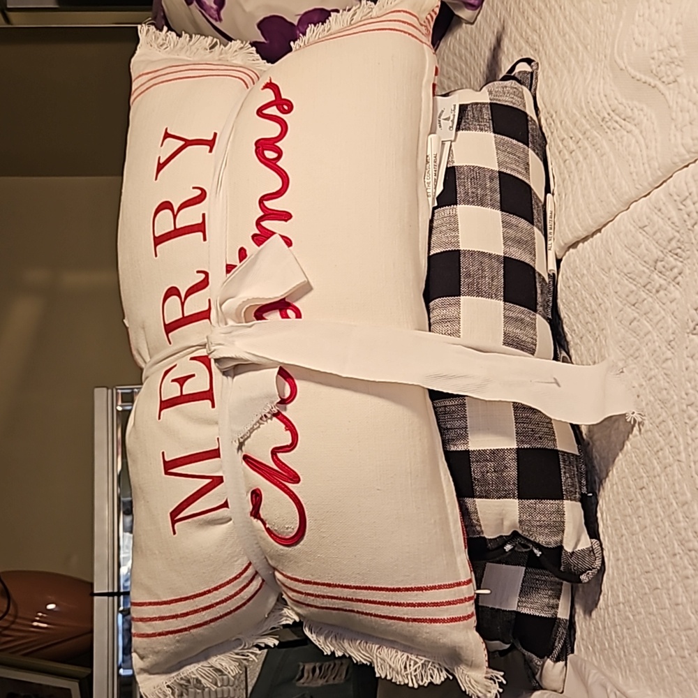 Merry Christmas  Pillows